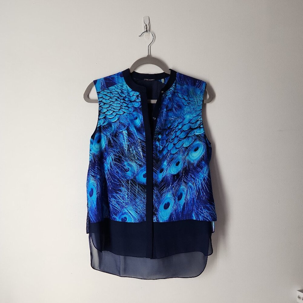 Elie Tahari vibrant blue peacock feather print top lightweight dual-layer S